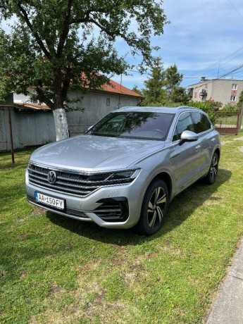 volkswagen-touareg-30-v6-tdi-scr-286k-r-line-4motion-tiptronic-210kw285hp-a8-big-0