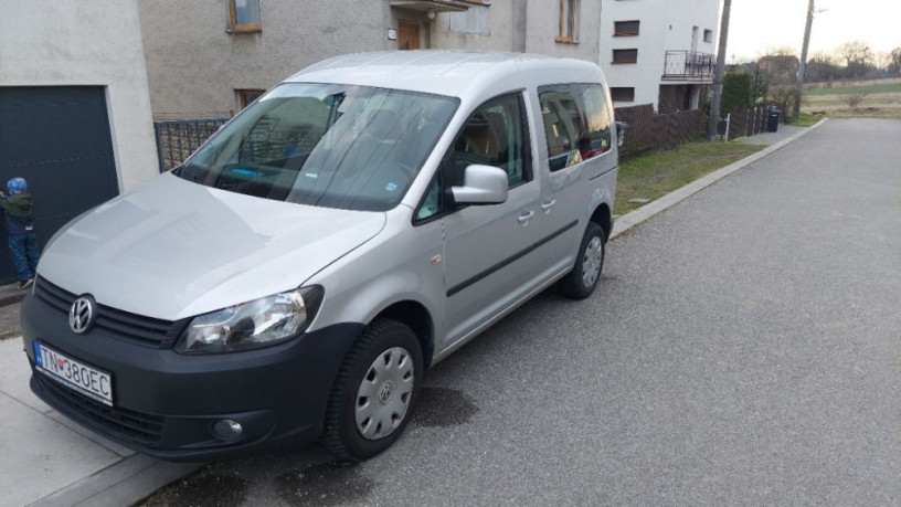 volkswagen-caddy-20-tdi-81-kw-4motion-big-0