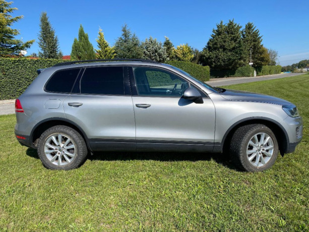 volkswagen-touareg-big-0