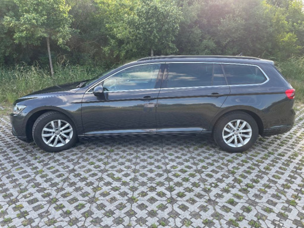 volkswagen-passat-variant-20-tdi-evo-business-dsg-110kw150hp-a7-big-1