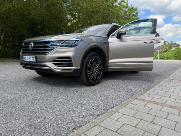 volkswagen-touareg-30-v6-tdi-scr-elegance-4motion-tiptronic-170kw231hp-a8-big-3