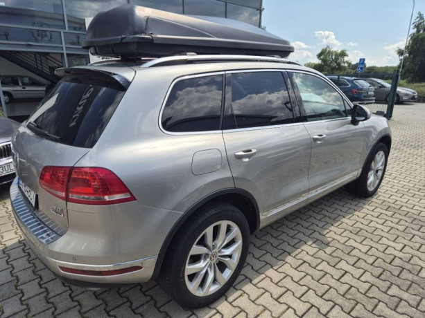 volkswagen-touareg-ii-30-v6-tdi-bmt-4motion-193kw262hp-a8-big-2
