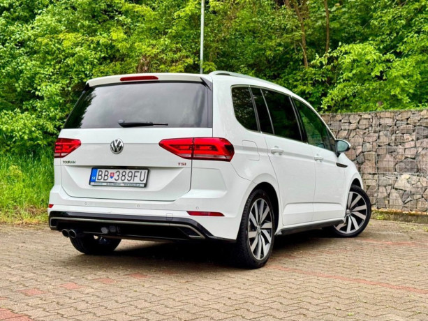 volkswagen-touran-18-tsi-bmt-180k-r-line-highline-dsg-132kw180hp-a7-big-3