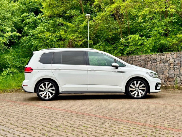 volkswagen-touran-18-tsi-bmt-180k-r-line-highline-dsg-132kw180hp-a7-big-2