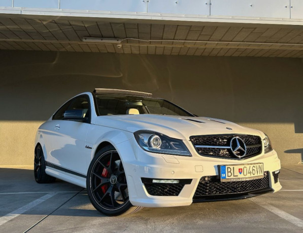 mercedes-benz-c-trieda-c63-amg-edition-507-big-0