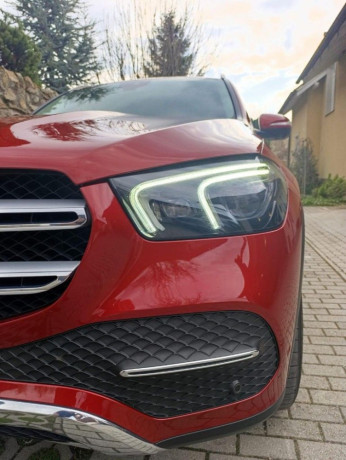 mercedes-benz-gle-trieda-450-eq-7-miestne-big-0