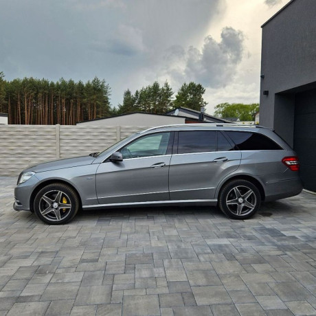 mercedes-benz-e-trieda-e350-cdi-s212-4matic-airmatic-avantgarde-keyless-big-3