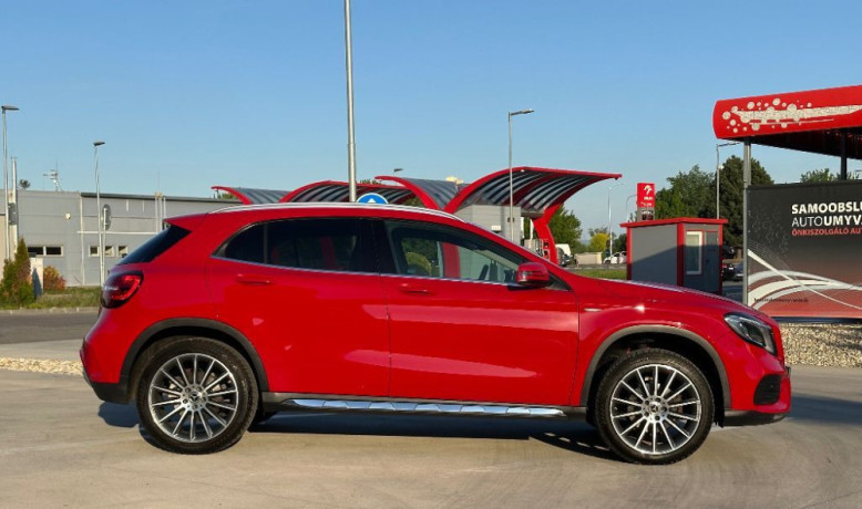 mercedes-benz-gla-180-at-90kw122hp-a7-big-3