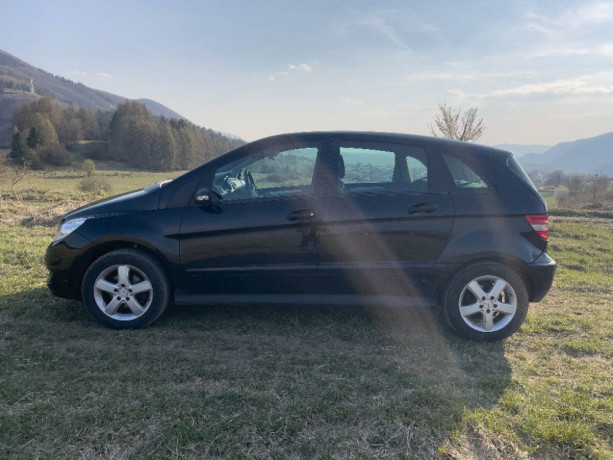 mercedes-benz-b-trieda-mercedes-benz-b-trieda-big-2