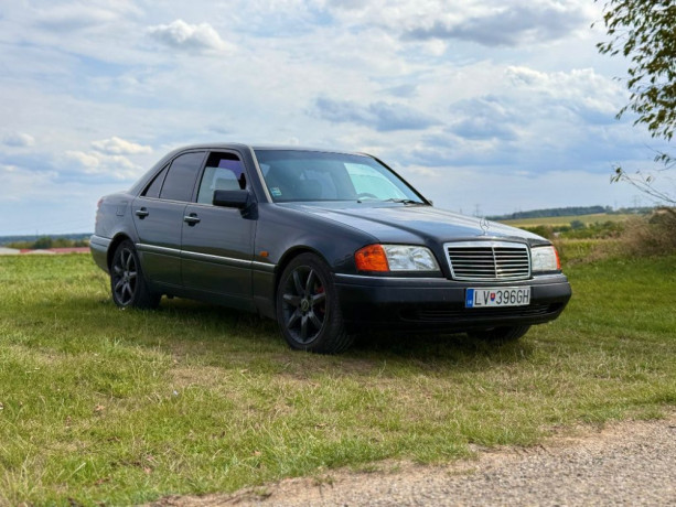 mercedes-benz-c-trieda-mercedes-benz-c-trieda-big-1
