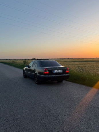 mercedes-benz-c-trieda-mercedes-benz-c-trieda-big-0