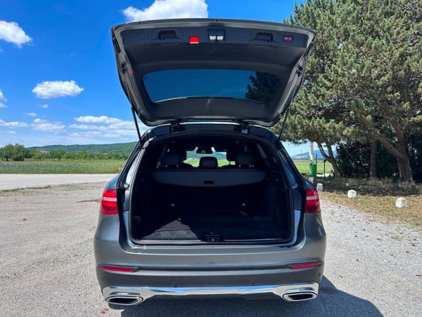 mercedes-benz-glc-220-d-4matic-big-3