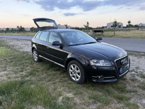 audi-a3-sportback-16-tdi-77kw-stk-032027-tempomat-senzory-vam-big-1
