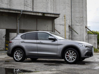 alfa-romeo-stelvio-22-154-kw-diesel-q4-super
