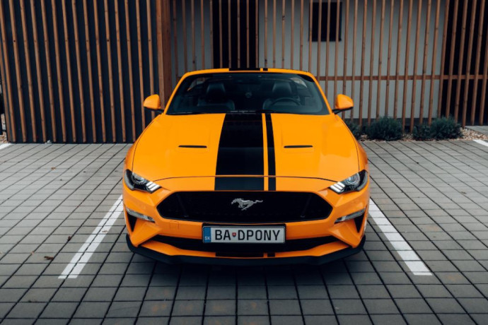 ford-mustang-50-ti-vct-v8-gt-convertible-big-2