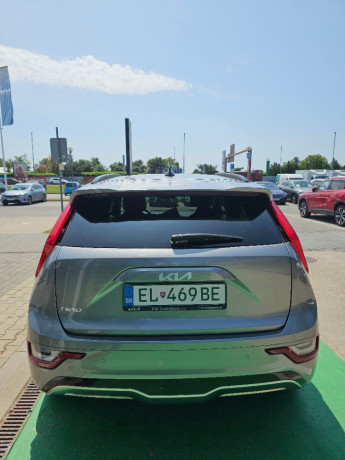 kia-niro-ev-big-2