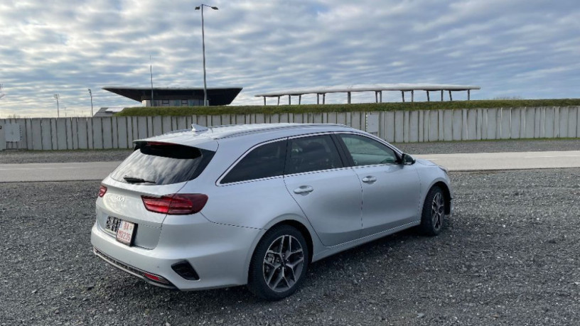 kia-ceed-sw-ceed-sw-15-t-gdi-gold-at-118kw160hp-a7-big-1