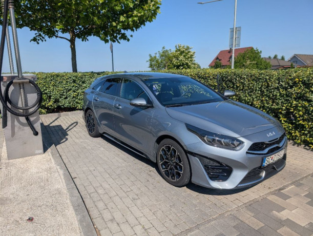 kia-pro-ceed-kia-pro-ceed-kia-pro-ceed-kia-proceed-15-t-gdi-gt-line-at-1175kw-210kmh-big-1