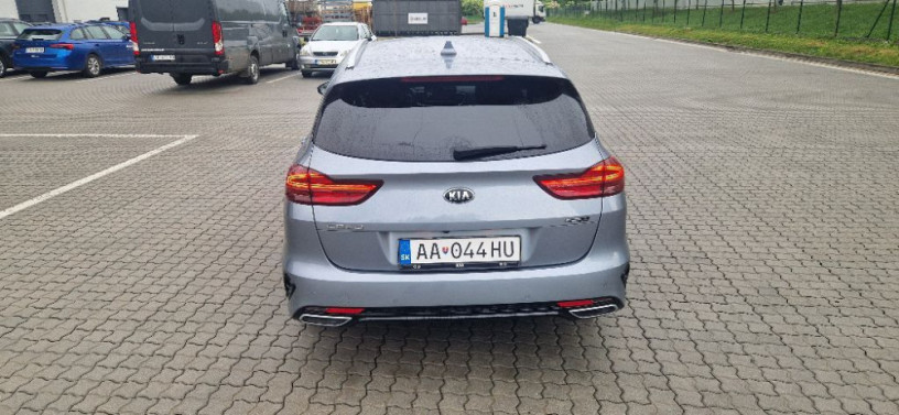 kia-ceed-sw-gt-line-big-1
