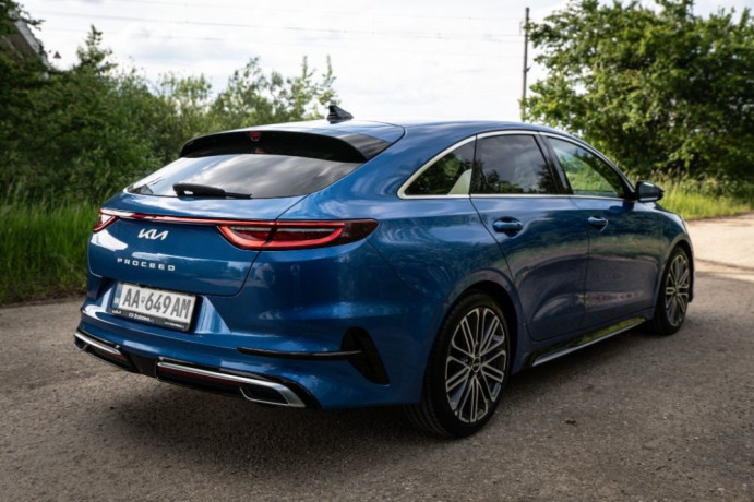 kia-pro-ceed-proceed-15-t-gdi-gt-line-at-118kw160hp-a7-big-3