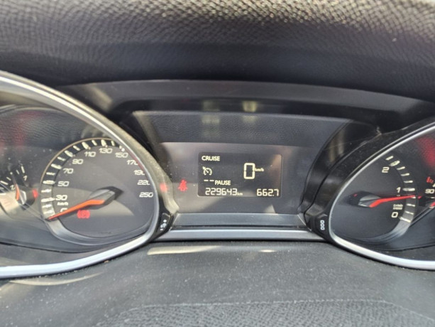 peugeot-308-breaksw-308-sw-16-bluehdi-120-style-stopstart-88kw120hp-m6-big-3