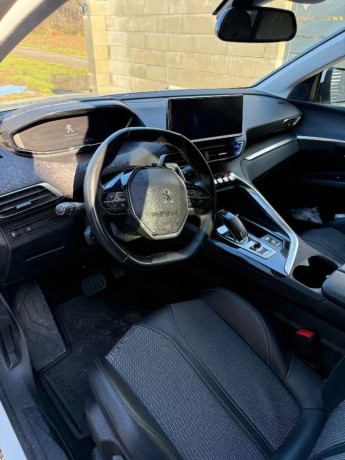 peugeot-5008-12-puretech-130k-allure-at-96kw130hp-a8-big-2