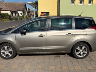 peugeot-5008-20l-hdi-fap-allure-110kw150hp-m6