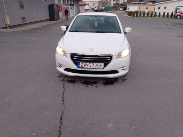 peugeot-301-12-vti-access-53kw72hp-m5-big-0