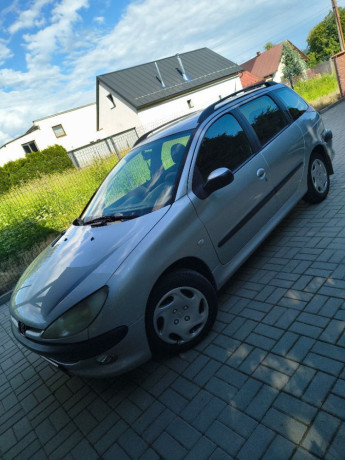 peugeot-206-sw-14-hdi-x-line-50kw68hp-m5-big-3