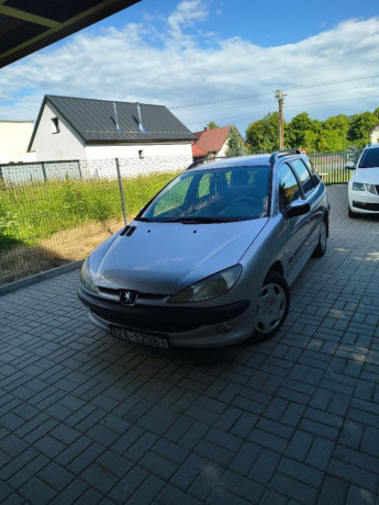 peugeot-206-sw-14-hdi-x-line-50kw68hp-m5-big-1