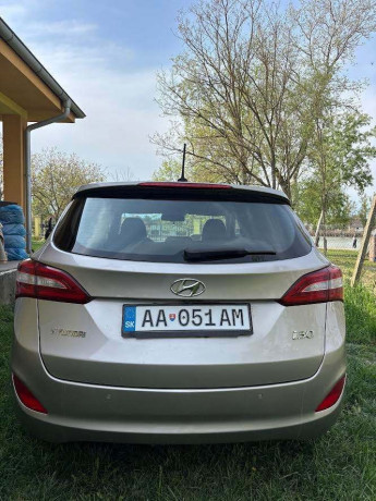 hyundai-i30-cw-i30-kombi-16i-crdi-vgt-yes-at-81kw110hp-a7-big-3