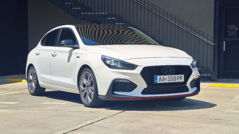 hyundai-i30-14-t-gdi-n-line-7dct-103kw140hp-a7-big-2