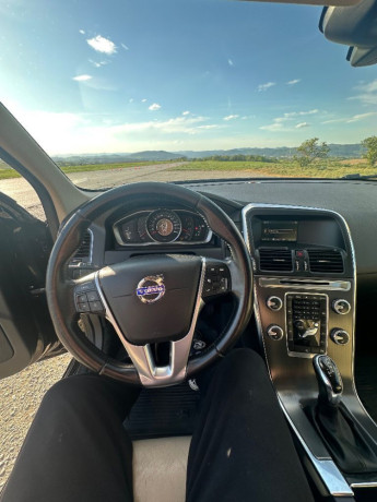 volvo-xc60-d3-20l-drive-e-kinetic-geartronic-110kw150hp-a8-big-3
