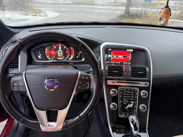 volvo-xc60-d5-24l-summum-geartronic-awd-162kw220hp-a6-big-3