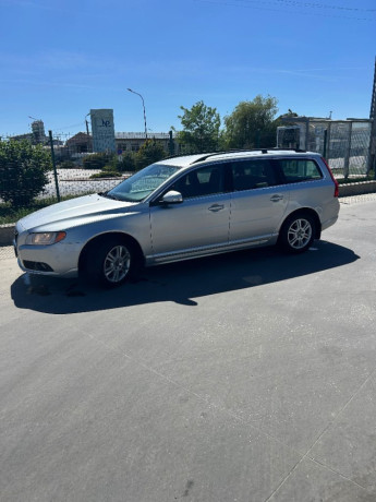 volvo-v70-volvo-v70-20t-149-kw-manual-2011-big-1