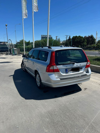 volvo-v70-volvo-v70-20t-149-kw-manual-2011-big-2