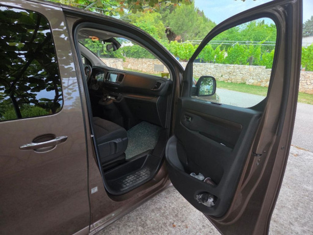 toyota-proace-verso-famili-big-1