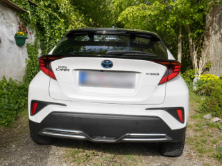 toyota-c-hr-20-hybrid-184k-selection-jbl-advanced-park-servis-toyota