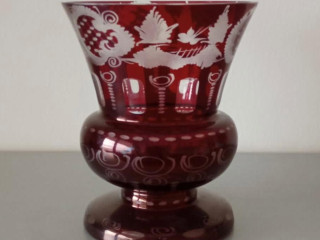 rubinova-vaza-egermann-20cm