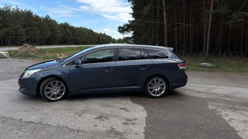 toyota-avensis-22l-d-cat-business-at-110kw150hp-a6-big-0