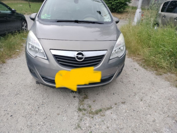 opel-meriva-14-16v-100k-cosmo-74kw100hp-m5-big-0