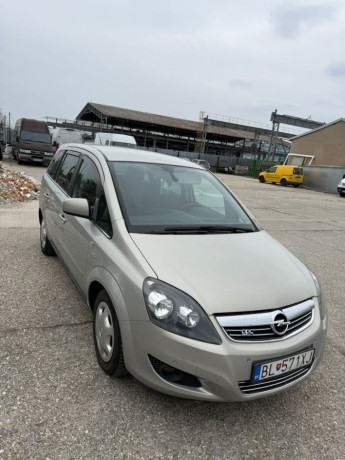 opel-zafira-lpg-big-0