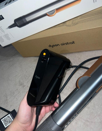 dyson-airstrait-big-3