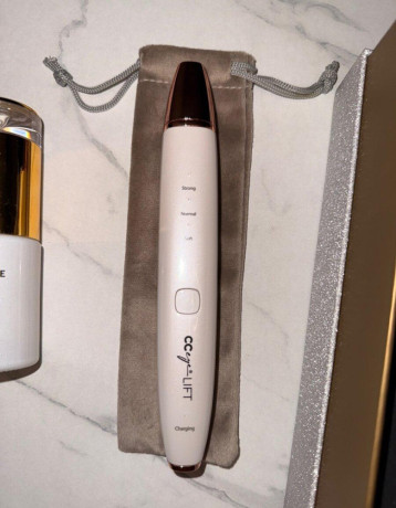 cc-eye-lift-penserum-na-starostlivost-o-ocne-okolie-big-3
