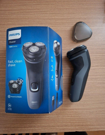 holiaci-strojcek-philips-series-1000-2-big-0