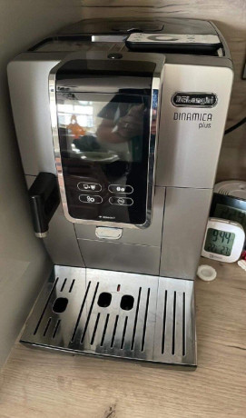 kavovar-delonghi-dinamica-big-0