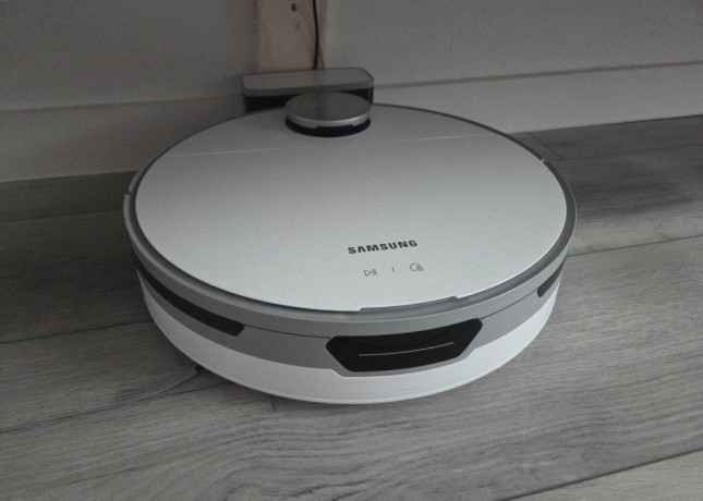samsung-jet-bot-big-2