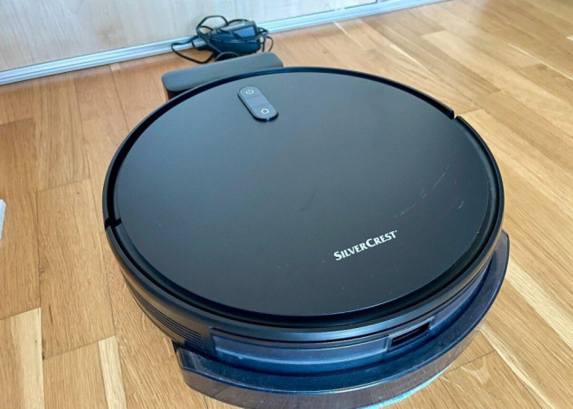roboticky-vysavac-s-mopom-silvercrest-big-0