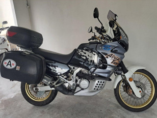 honda-xrv-750-africa-twin