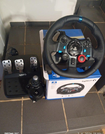 ps4-slim-500-gb-logitech-g29-h-shifter-big-0